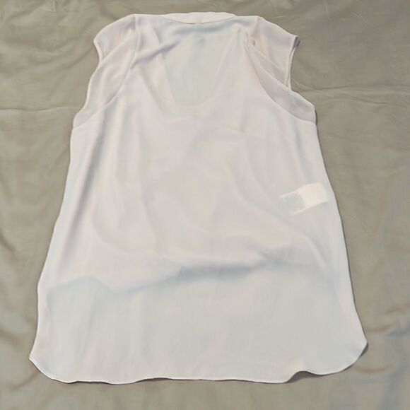 BCBGMAXAZRIA Bare pink szXS sheer drapy outer with tank under longer in back EUC - Picture 5 of 7